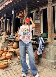 Horny Independent Girl Available - puta in Kathmandu Photo 2 of 2