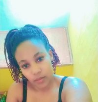 Horny Juicy Pussy African Girl Molly - puta in Chennai Photo 1 of 4