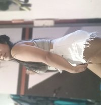 Miss Lyn 068 - adult performer in Makati City