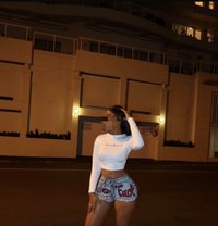 Horny Riri - puta in Abidjan