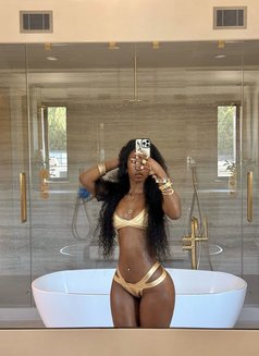 Horny Riri - escort in Abidjan Photo 4 of 4
