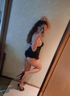 Horny Sisters New in Town - puta in Hong Kong Photo 4 of 5
