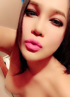 Horny Sexy Tina CIM 69 New One - Transsexual escort in New Delhi Photo 7 of 14
