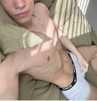 Horse Dick - Male escort in Dubai