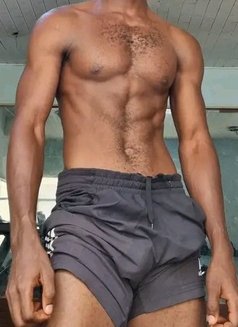 Horse Mb Xxl - Male escort in Bangkok Photo 2 of 3