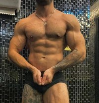 Horsecock 9 Inches Big Cock Onlyfans 22c - Male escort in Dubai