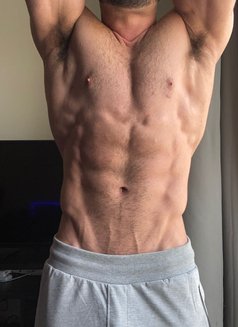 Onlyfans 9 inches big cock bbc - Male escort in Dubai Photo 4 of 6