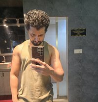 Hossain Shovon - Acompañantes masculino in Dhaka