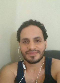 Hossam is here - masseur in Dubai Photo 8 of 9