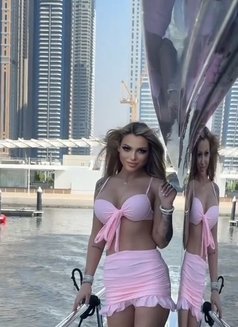 HOT 22Y OLD SEXY BABE LOVES ANAL TXT ME - puta in Colombo Photo 13 of 18