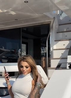 HOT 22Y OLD SEXY BABE LOVES ANAL TXT ME - puta in Colombo Photo 5 of 18