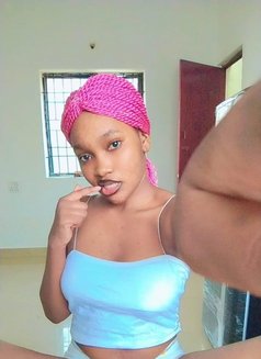 Hot African Call Girl Lisa - puta in Chennai Photo 2 of 5