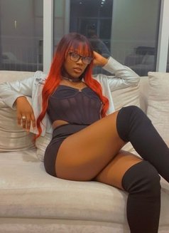 Hot African Queen Skyler Papaya Boobs - puta in Pune Photo 5 of 5