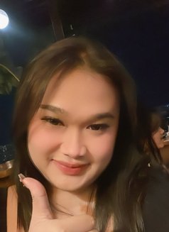 Hot Alyssa - Acompañantes transexual in Jakarta Photo 1 of 5