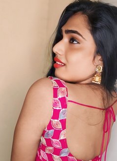 Hot and Chill Tranny Queen Vanitha - Transsexual adult performer in Chennai Photo 3 of 5