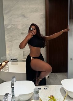 Hot and Juicy Black Ebony - escort in Yiwu Photo 3 of 3