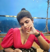 Hot and Sexy Girl - Transsexual escort in Kochi