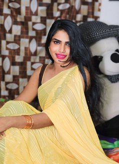 Hot and Sexy Queen Vanitha Kk Nagar - Transsexual escort in Chennai Photo 4 of 4