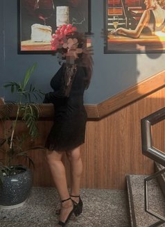 Hot and Sexy (real meet web cam)🥂🥂 - escort in Hyderabad Photo 2 of 4