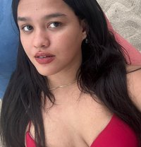 Hot and Sweet Girl in Bali - puta in Bali