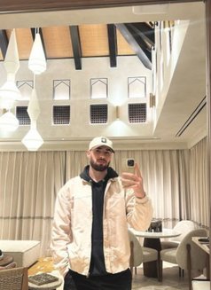 Hot Arabic 🥵 - Male escort in Dubai Photo 2 of 10
