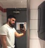 Hot Arabic 🥵 - Acompañantes masculino in Dubai Photo 7 of 11