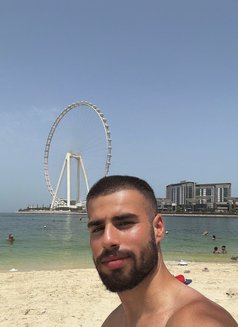 Hot Arabic 🥵 - Male escort in Dubai Photo 6 of 7
