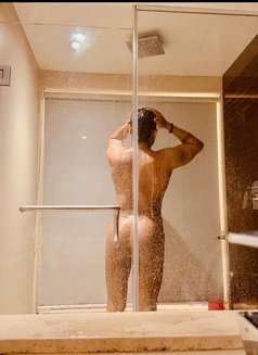 _Hot_ Armaan - Acompañantes masculino in New Delhi Photo 1 of 2