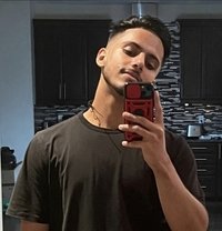 Johnny S!ns - Male escort in Toronto