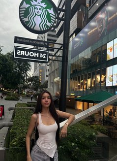 Hot Asian chicks in town - puta in Taipei Photo 12 of 14