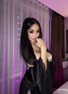 Hot Asian Christina - Transsexual escort in Bangkok Photo 5 of 29