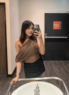 Hot babe Celestine Meet/Contents/CamShow - escort in Manila Photo 12 of 12