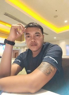 MASSAGE & BDSM BALI GAY - Male escort in Bali Photo 2 of 10