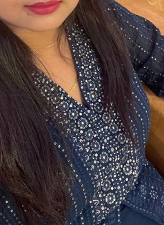 Hot Bhabhi - escort in Chennai Photo 2 of 3