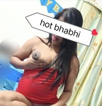 Hot bhabhi misstrs Nishu online services - escort in New Delhi Photo 4 of 7