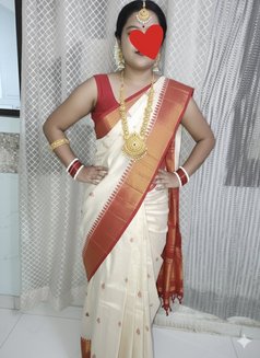 Hot bitch bhumi misstres (cam & meet ) - escort in New Delhi Photo 27 of 27