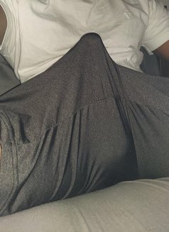 Hot Black Mike - Male escort in Dubai Photo 6 of 8