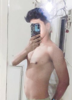 Hot Boy - Male escort in New Delhi Photo 3 of 4