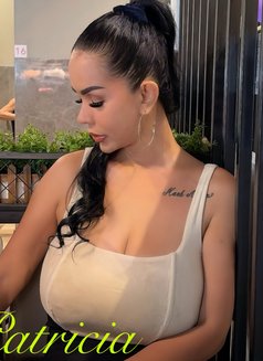 HOT BUSTY PATRICIA LEAVING SOON - escort in London Photo 17 of 20