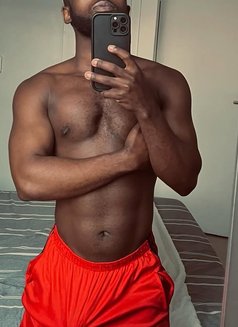African boy - Male escort in Riyadh Photo 2 of 8