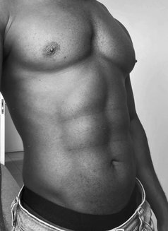 African boy - Male escort in Riyadh Photo 8 of 8
