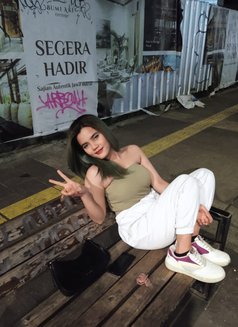 Hot Christine - escort in Jakarta Photo 4 of 12