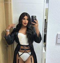 Top Latina with alot cum and hard sex - Transsexual escort in Dubai