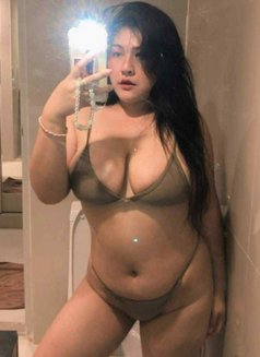 Star - escort in Riyadh Photo 4 of 12