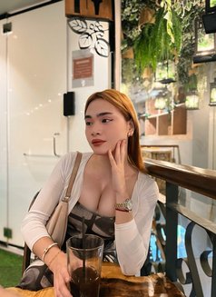 Hot Cumsam - Acompañantes transexual in Manila Photo 1 of 1