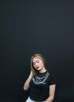 Hot Cumsam - Acompañantes transexual in Manila Photo 5 of 5