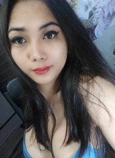 Meet and cam show avail - Transsexual escort in Makati City Photo 4 of 8
