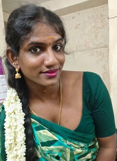 Hot Dusky Shemale Chennai - Intérprete transexual de adultos in Chennai Photo 2 of 2