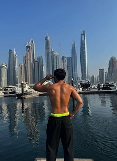 HOT ENRIQUE - Male escort in Dubai Photo 2 of 21