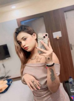 Hot & Friendly Girl Ready to Make Night - puta in Bangalore Photo 2 of 4